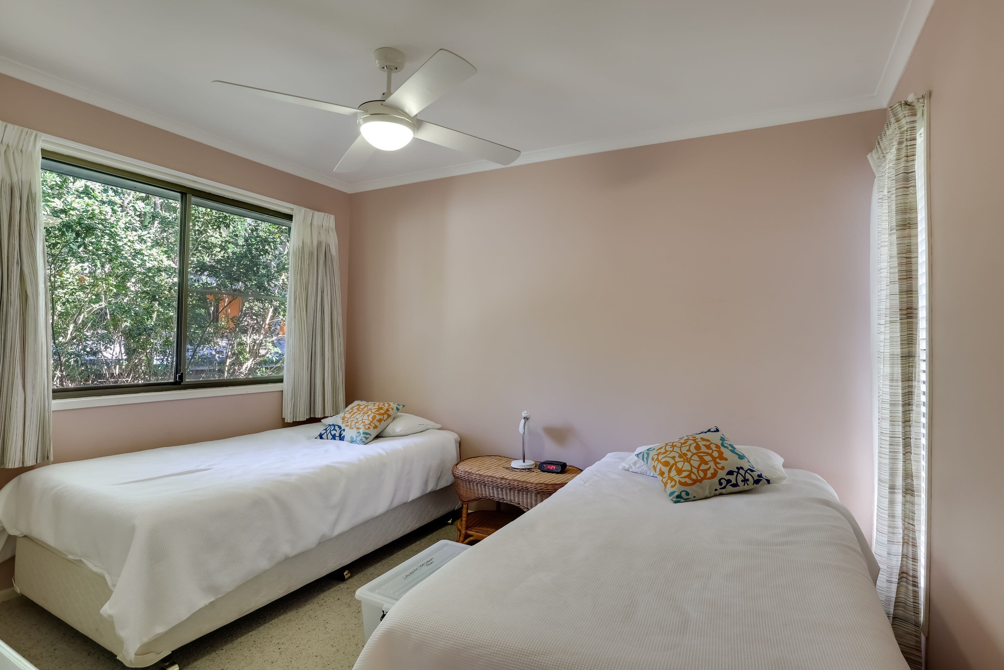 11 Bigoon Road, Point Lookout QLD 4183, Point Lookout - Thumbnail 6