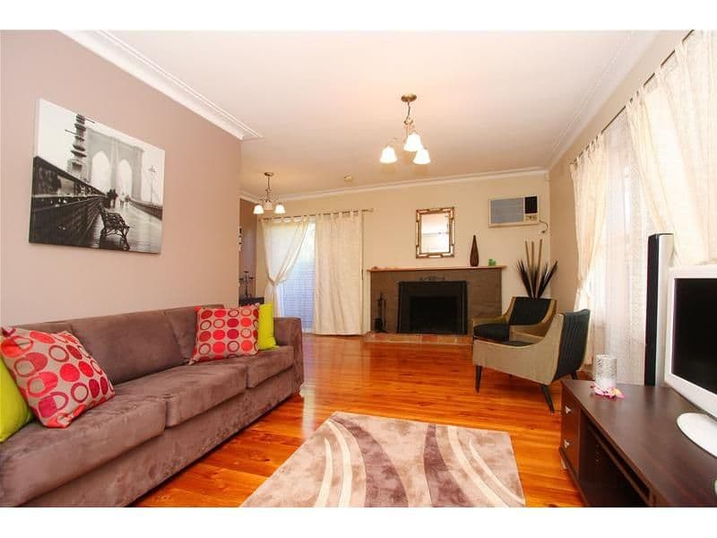 27 Dumbarton Street, RESERVOIR VIC 3073, Reservoir - Thumbnail 2
