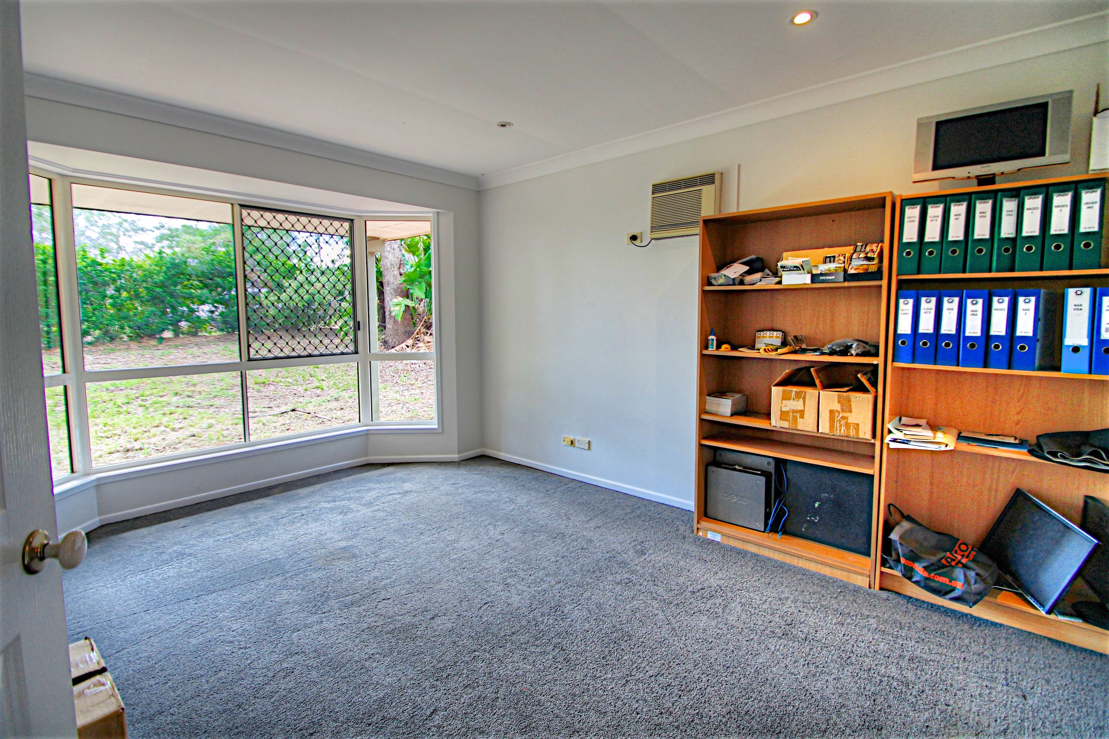 16 Coach Lane, Ironbark QLD 4306, Ironbark - Thumbnail 8