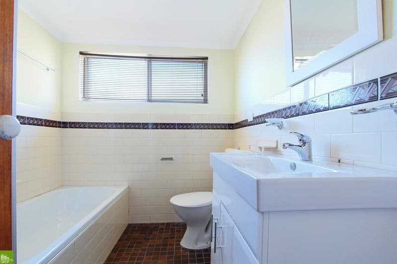 8 Myrtle Street, CONISTON NSW 2500, Coniston - Thumbnail 5
