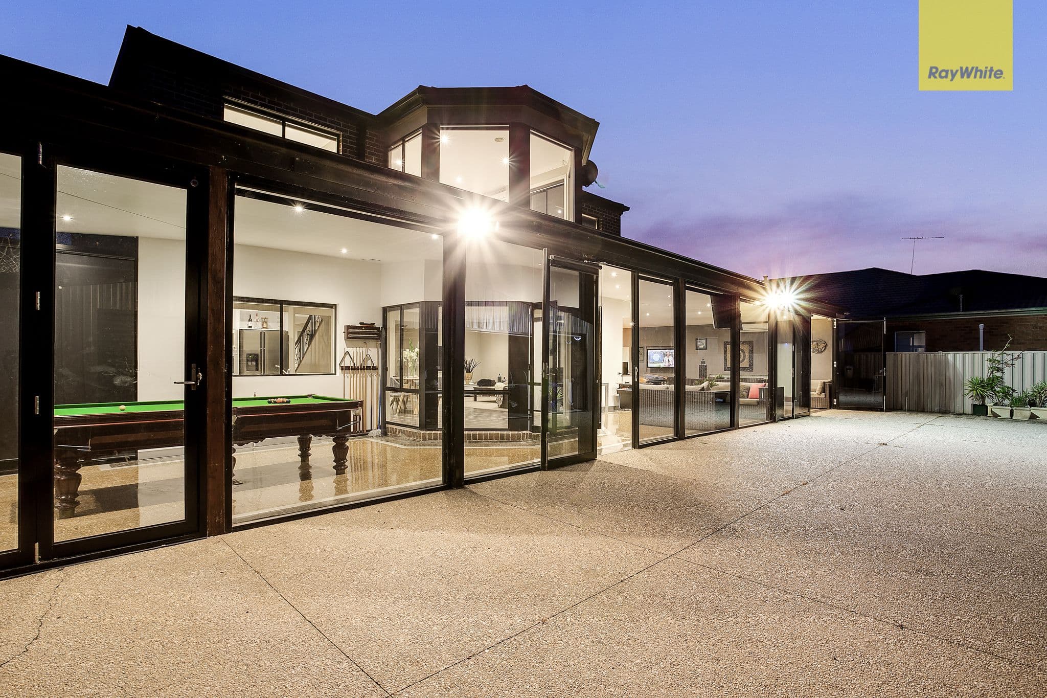 9 Montpellier Drive, Hillside VIC 3037, Hillside - Thumbnail 2