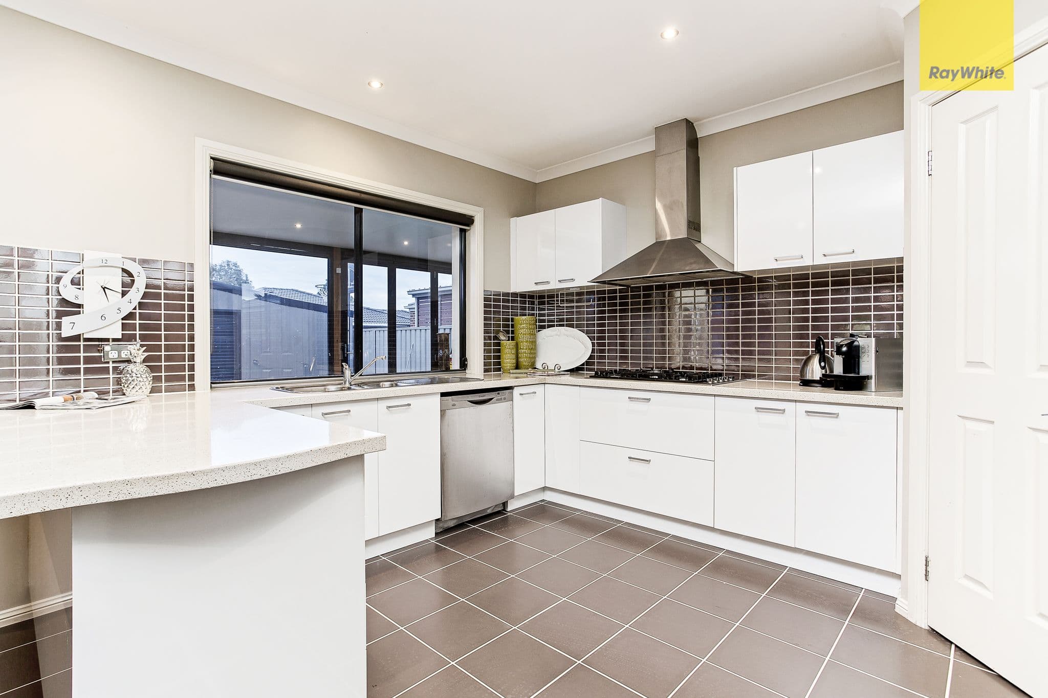 9 Montpellier Drive, Hillside VIC 3037, Hillside - Thumbnail 8