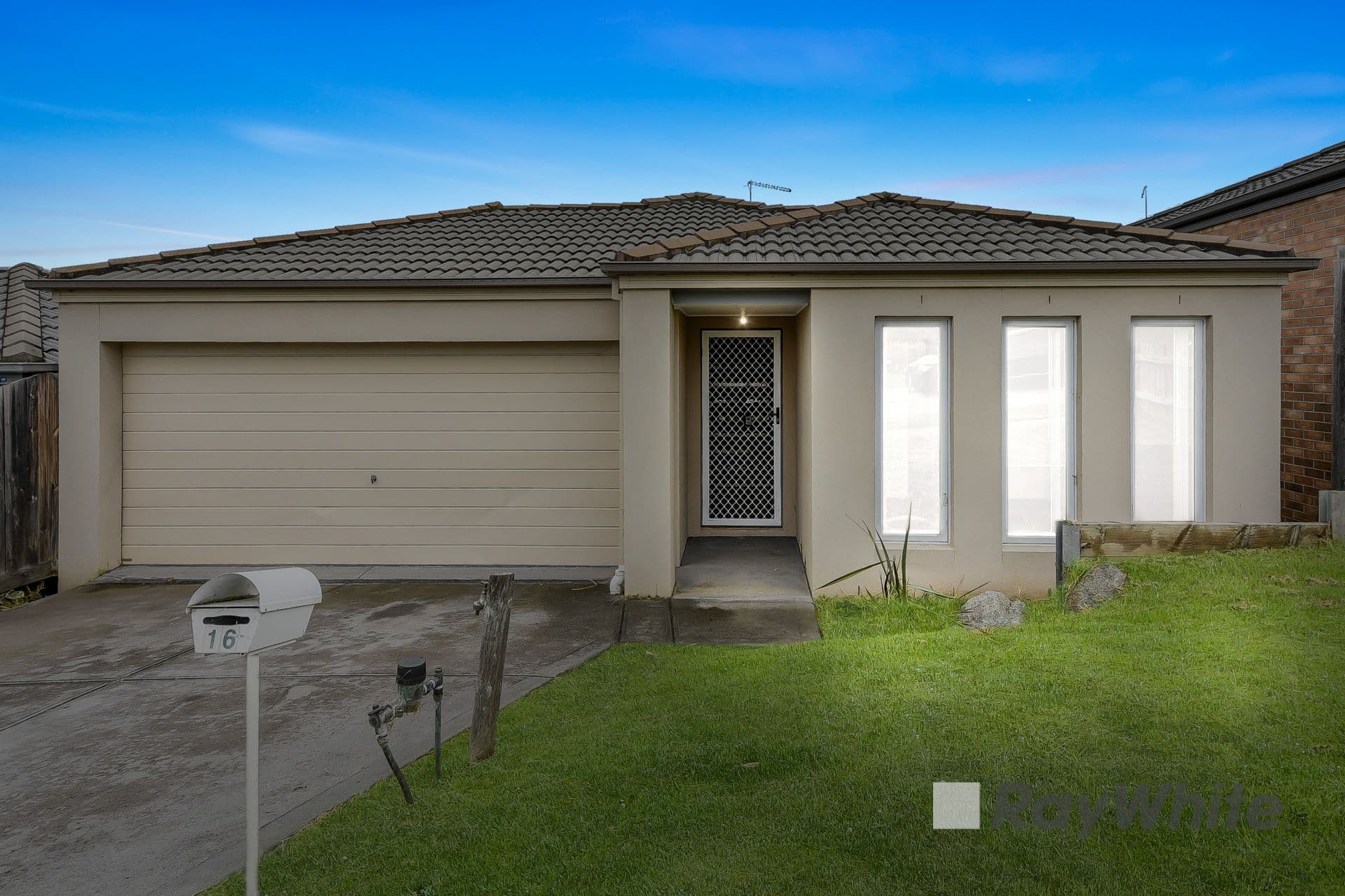 16 McClenaghan Place, Pakenham VIC 3810, Pakenham - Image 1