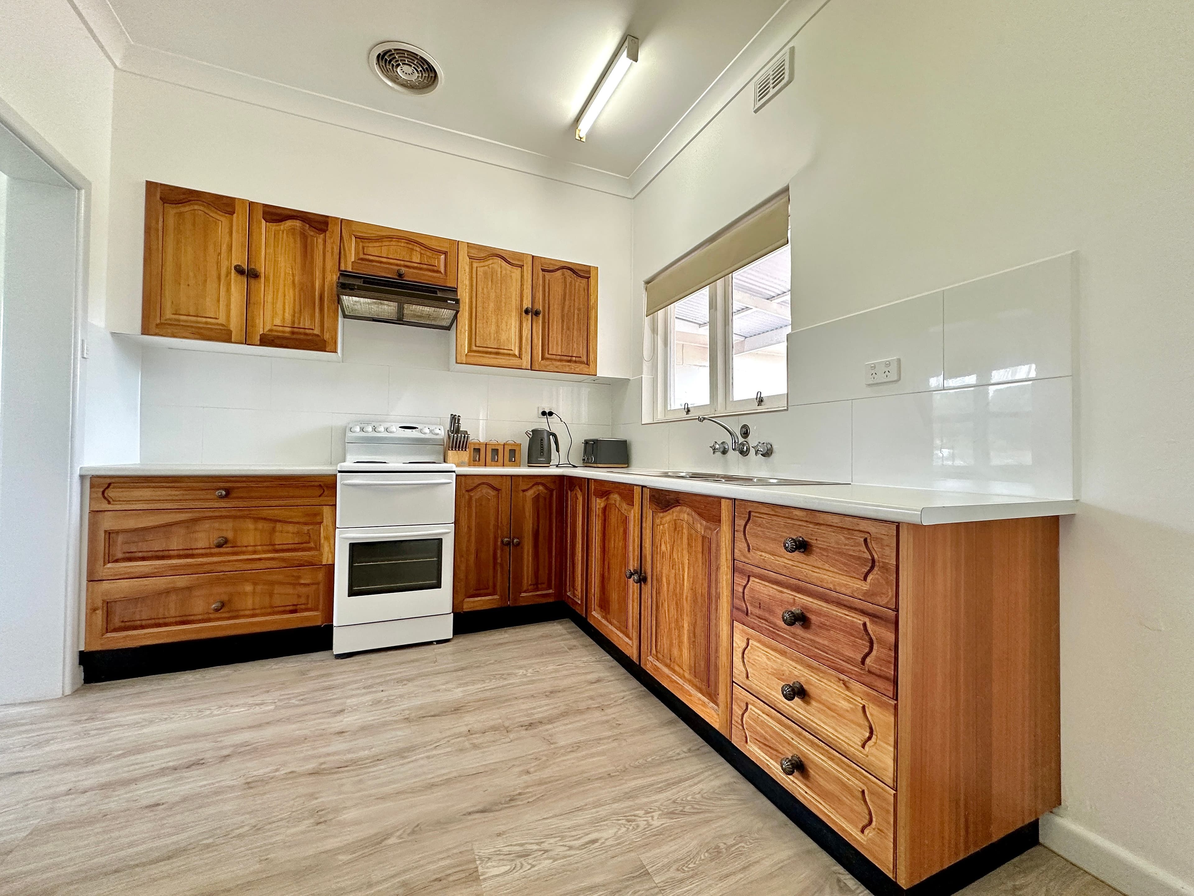 22 Haynes Street, Bordertown SA 5268, Bordertown - Thumbnail 5