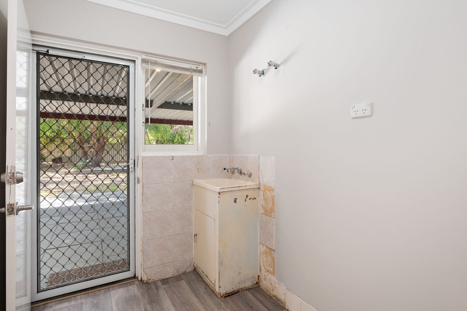 41 Hefron Way, Parmelia WA 6167, Parmelia - Thumbnail 7