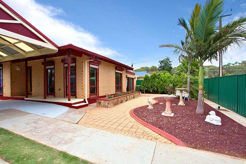 8 Reynold Street, Morphett Vale SA 5162, Morphett Vale - Thumbnail 2