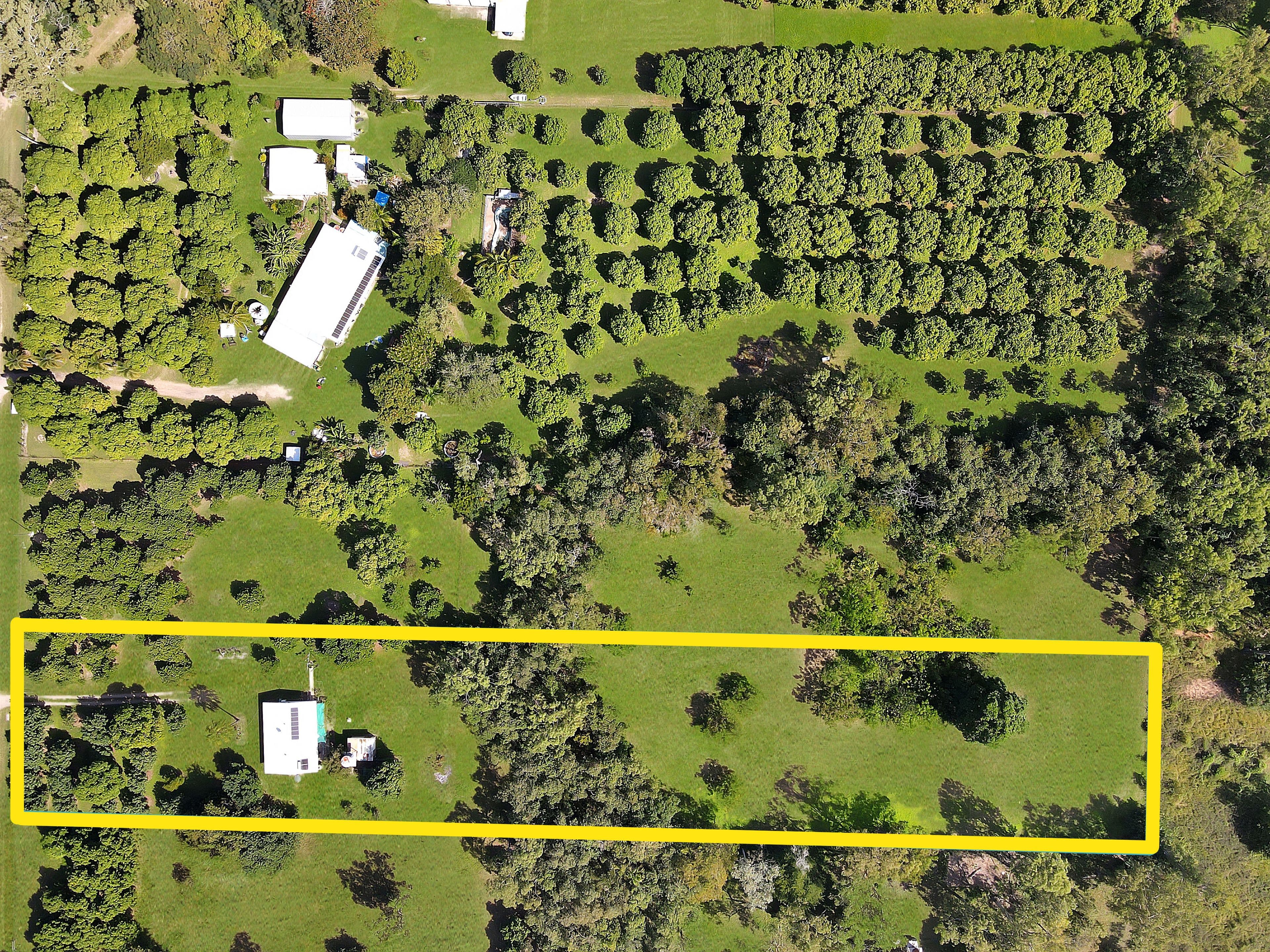 16 Alligator Creek Road, Alligator Creek QLD 4816, Alligator Creek - Thumbnail 3