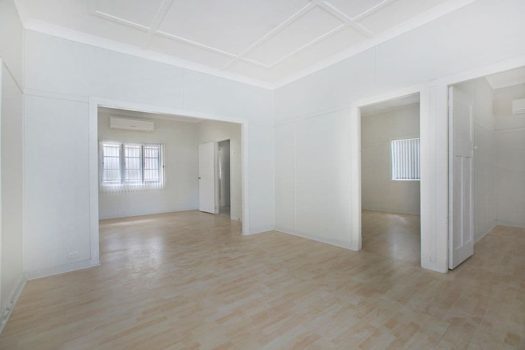 42 Abbotsleigh Street, Holland Park QLD 4121, Holland Park - Thumbnail 2