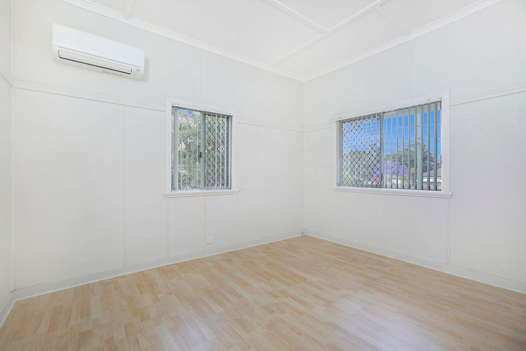 42 Abbotsleigh Street, Holland Park QLD 4121, Holland Park - Thumbnail 4