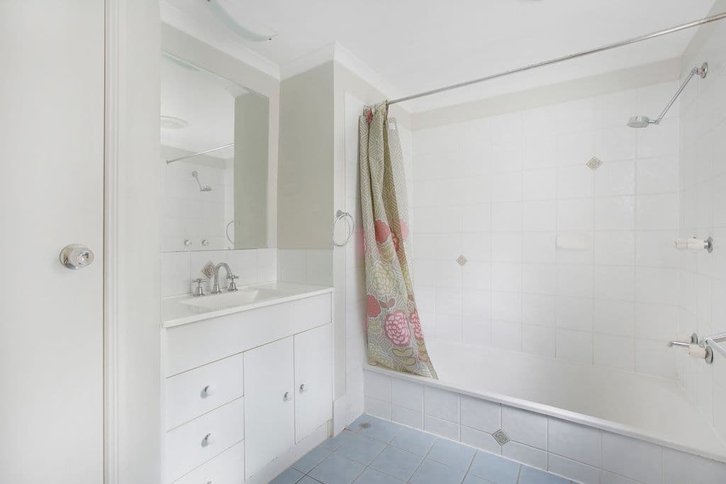 42 Abbotsleigh Street, Holland Park QLD 4121, Holland Park - Thumbnail 6
