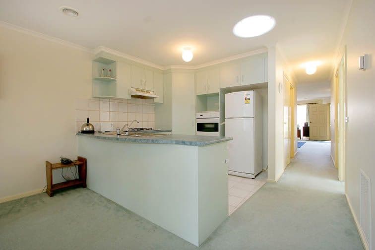 19 Elmtree Terrace, CHADSTONE VIC 3148, Chadstone - Thumbnail 4