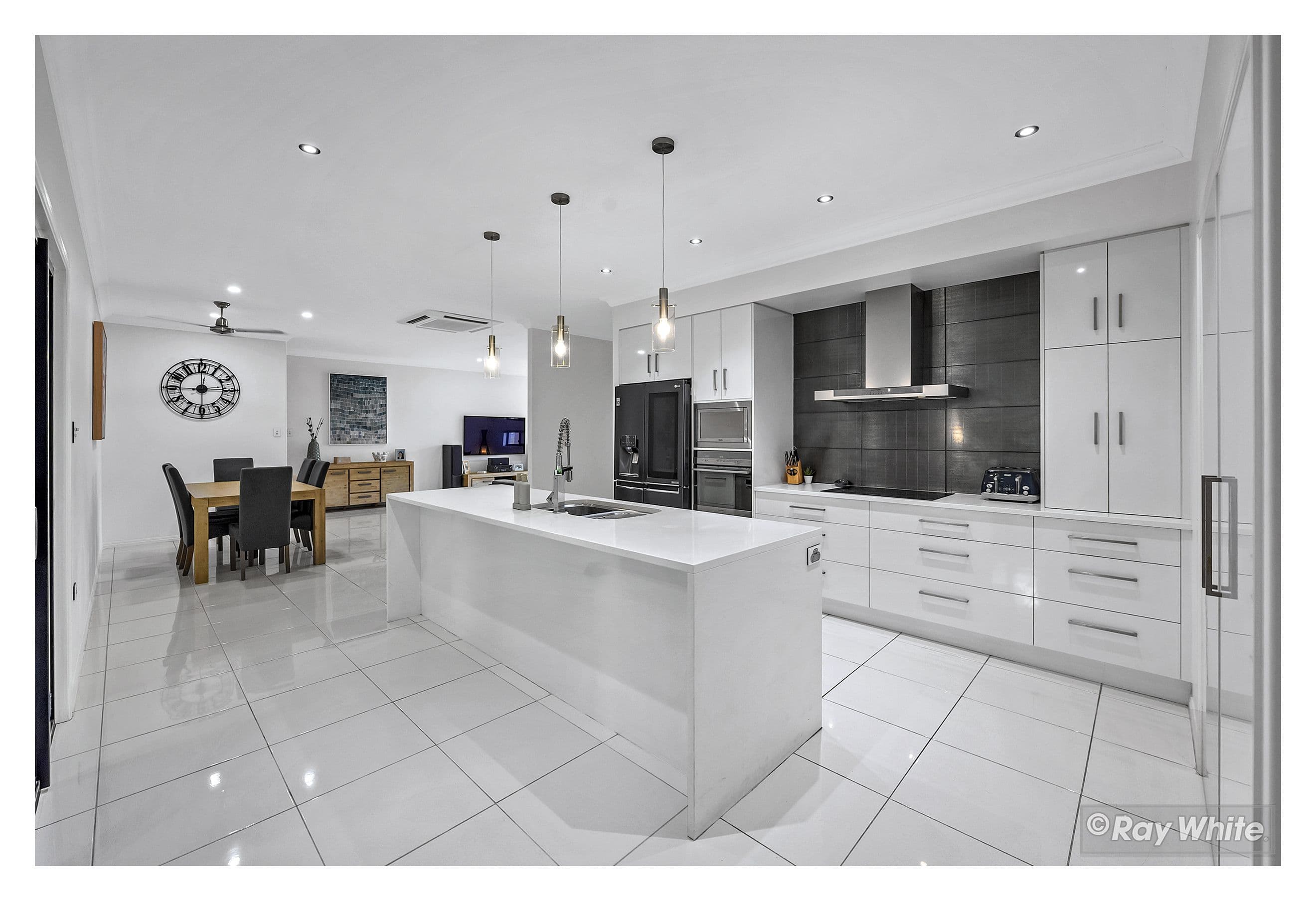 1 Cobble Court, Norman Gardens QLD 4701, Norman Gardens - Image 1