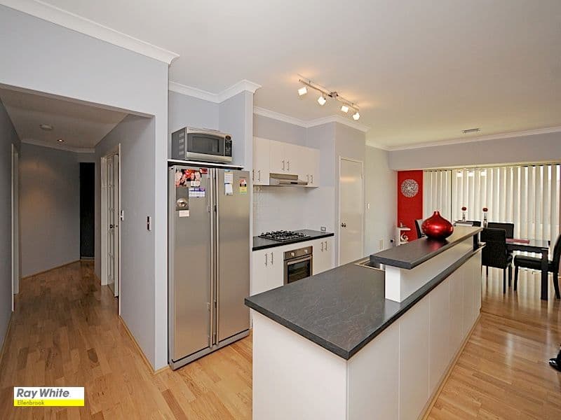 8 Guraga Terrace, ELLENBROOK WA 6069, Ellenbrook - Thumbnail 5