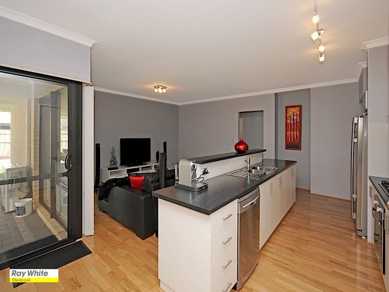8 Guraga Terrace, ELLENBROOK WA 6069, Ellenbrook - Thumbnail 7