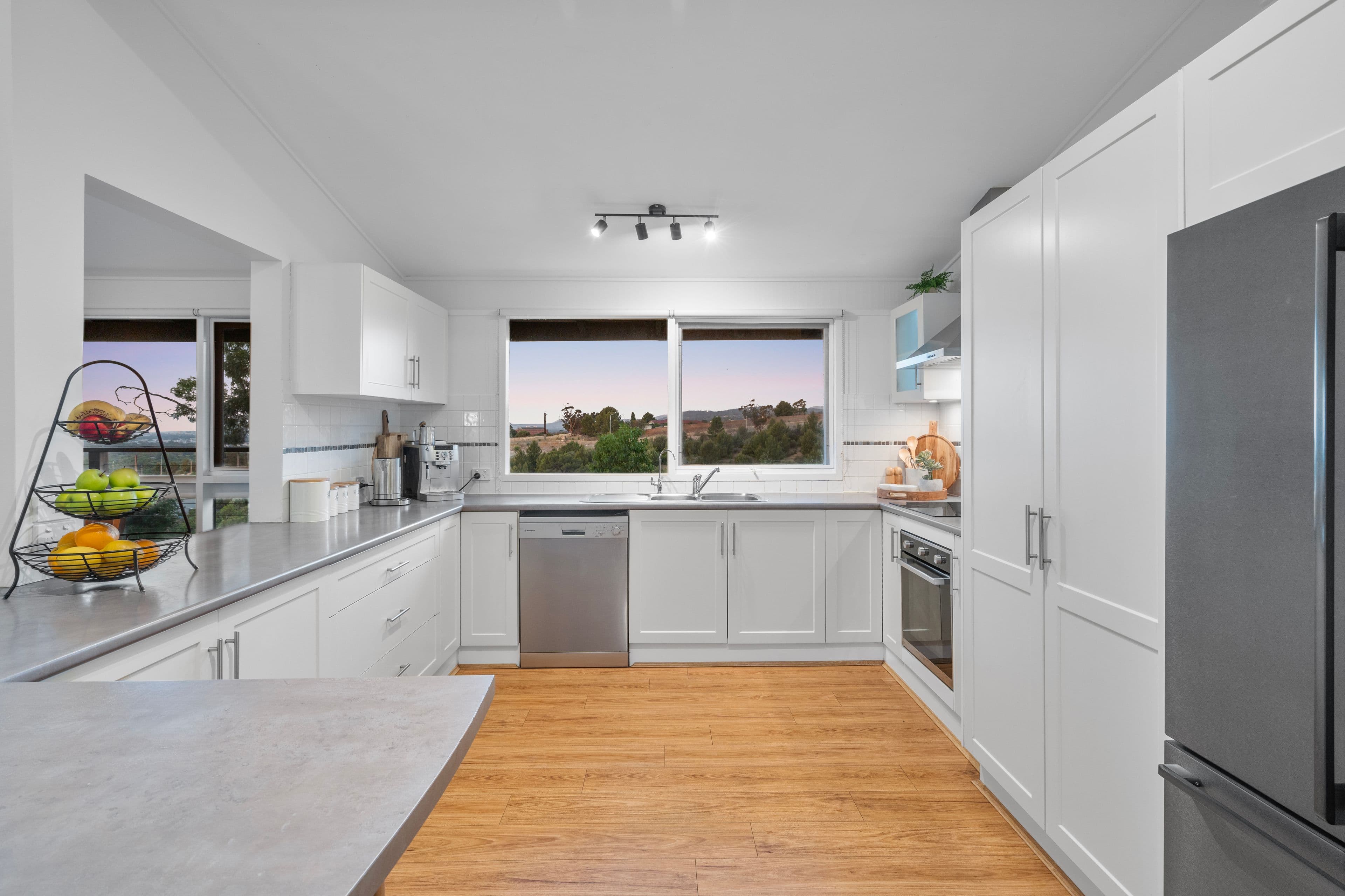 8 Wayne Avenue, Darlington SA 5047, Darlington - Thumbnail 7