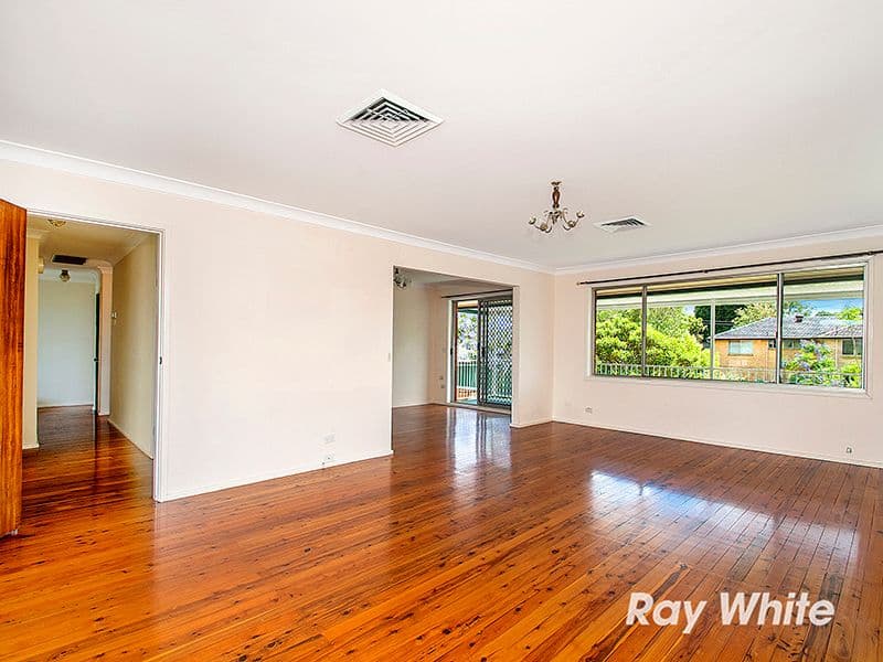 13 Blackett Drive, Castle Hill - Thumbnail 2
