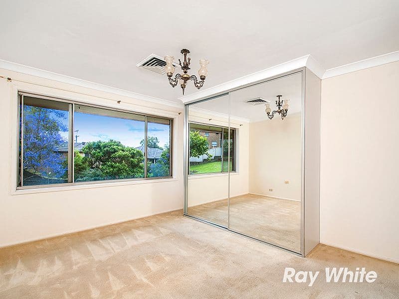 13 Blackett Drive, Castle Hill - Thumbnail 4