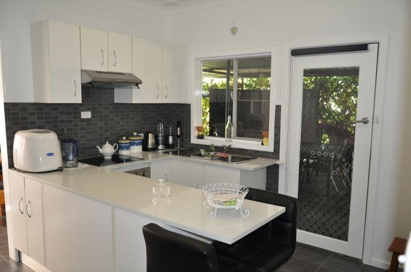 56 Oberon Street, Eugowra - Thumbnail 2