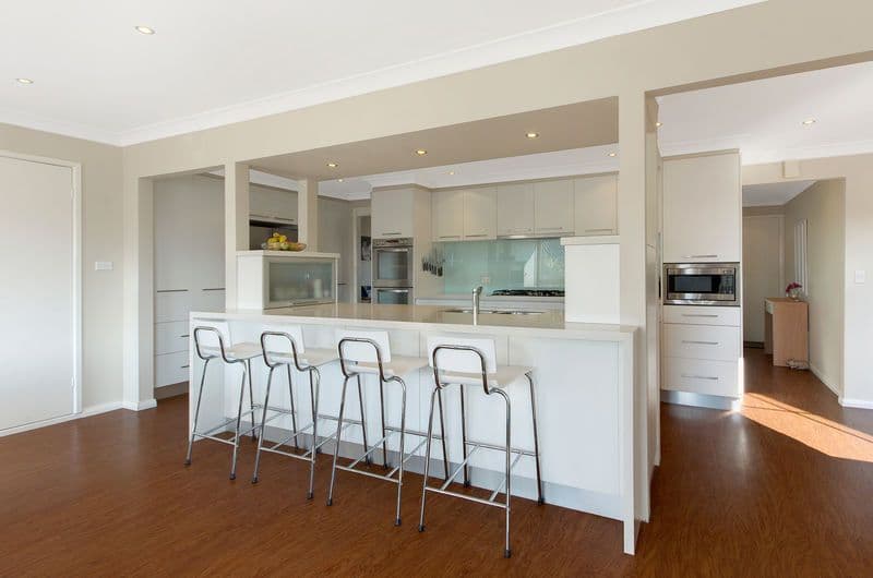 4 Blakemore Avenue, KANAHOOKA NSW 2530, Kanahooka - Thumbnail 4