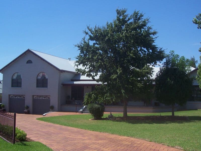 4  Hillcrest Place, DUBBO NSW 2830, Dubbo - Image 1