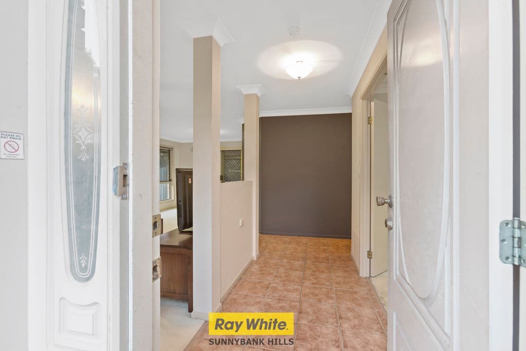110 Lancaster Circuit, Stretton QLD 4116, Stretton - Thumbnail 2
