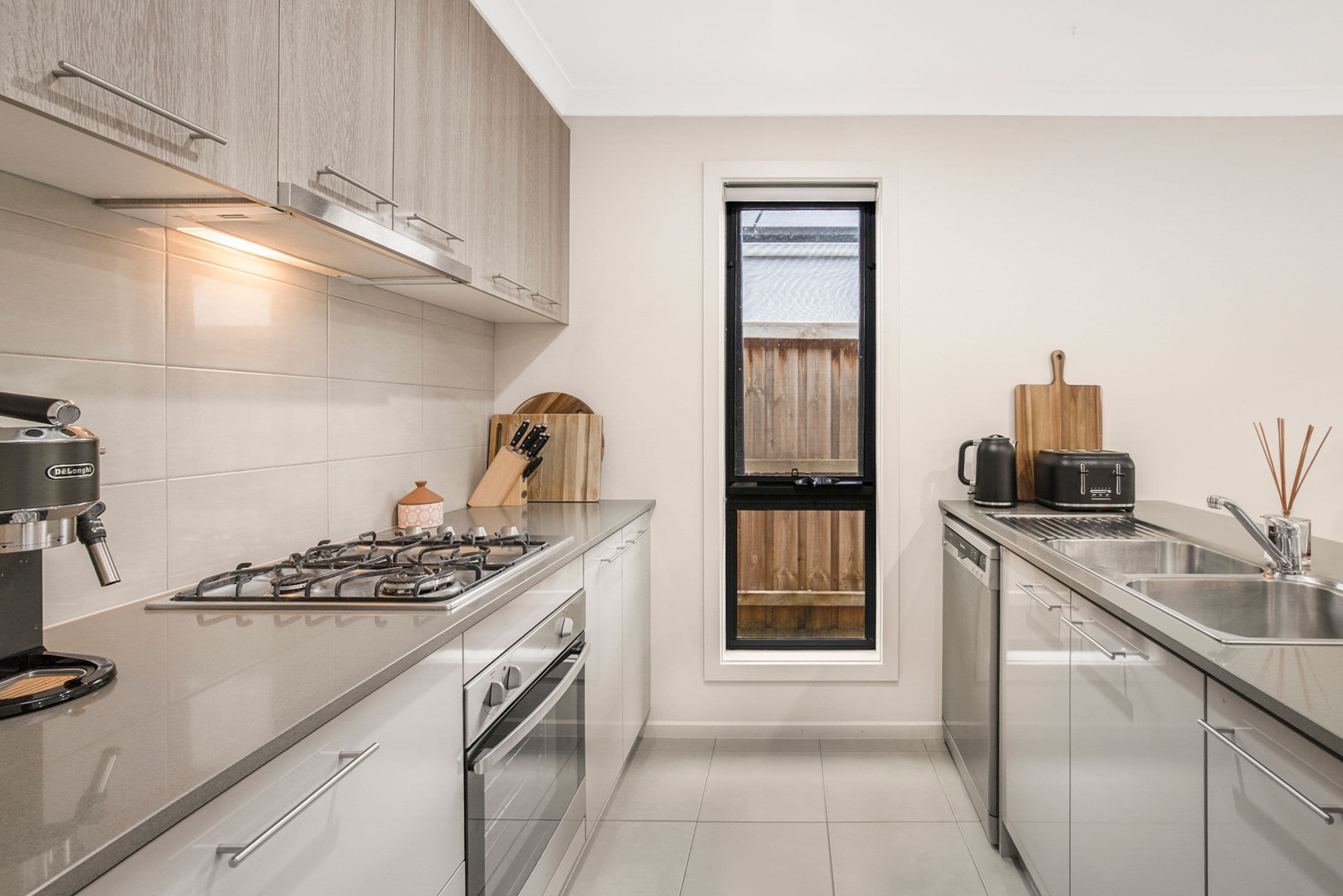 25 Maywood Street, Pakenham VIC 3810, Pakenham - Thumbnail 2