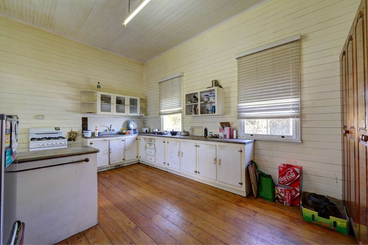 2 Rowland Street, Bundaberg South QLD 4670, Bundaberg South - Thumbnail 4