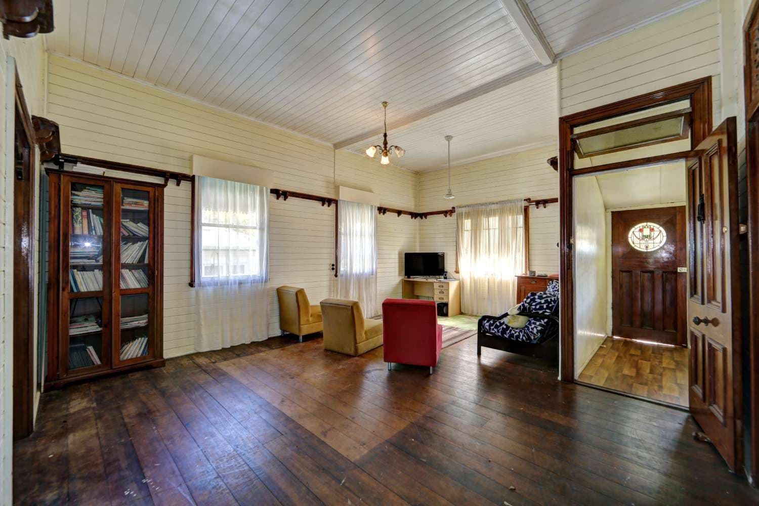 2 Rowland Street, Bundaberg South QLD 4670, Bundaberg South - Thumbnail 5