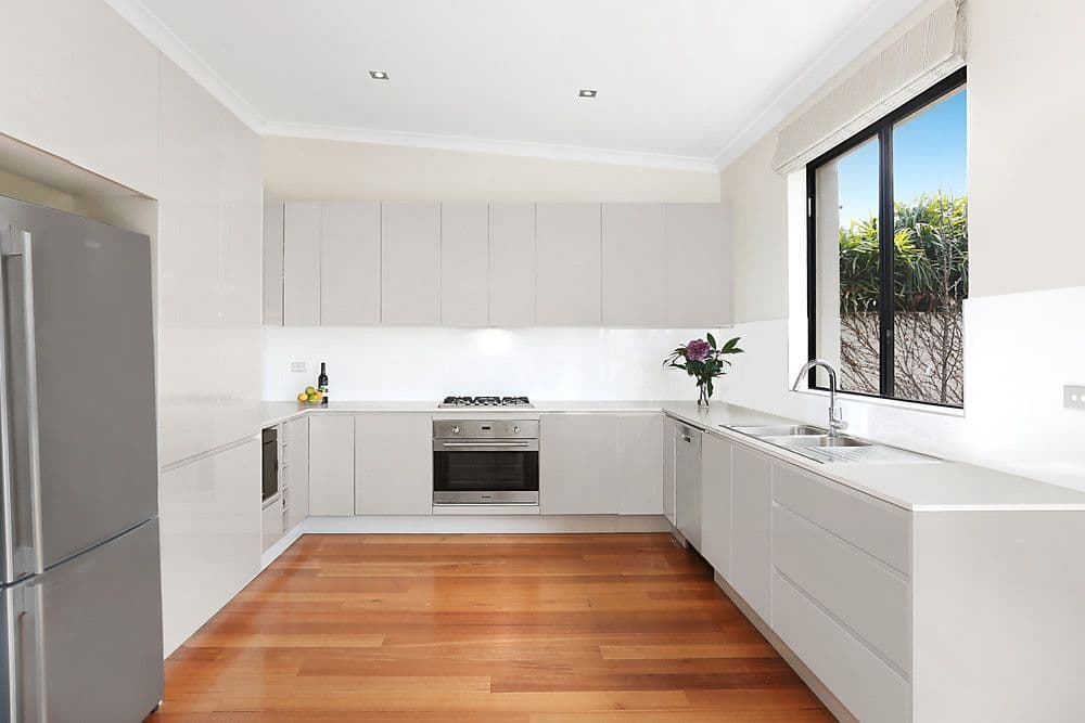 87 Beach Road, North Bondi - Thumbnail 4