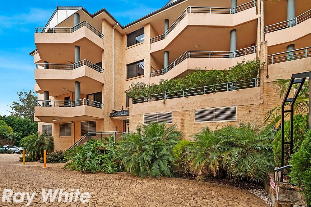 231/180 Campbell Parade, Bondi Beach - Image 1