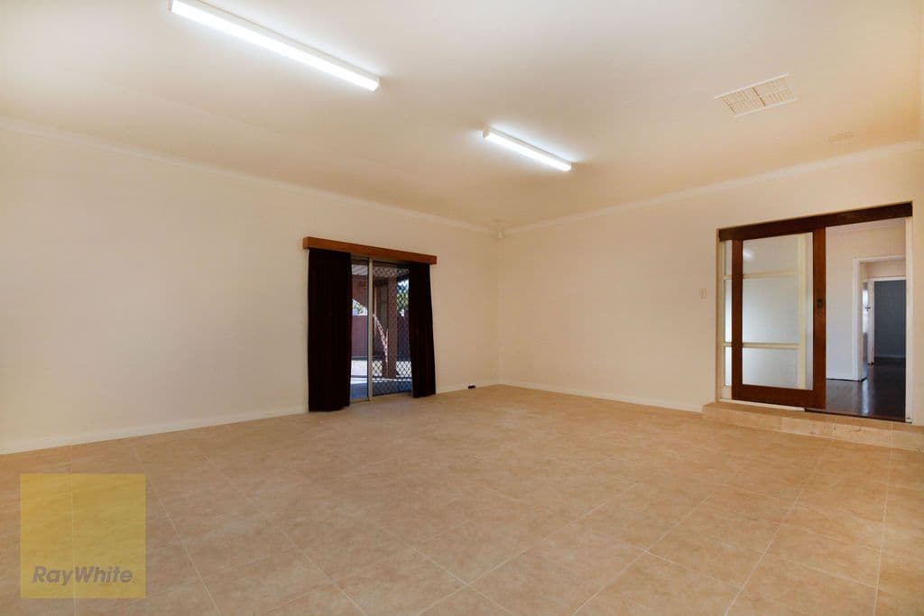 57 Wonga Road, Morley WA 6062, Morley - Thumbnail 4
