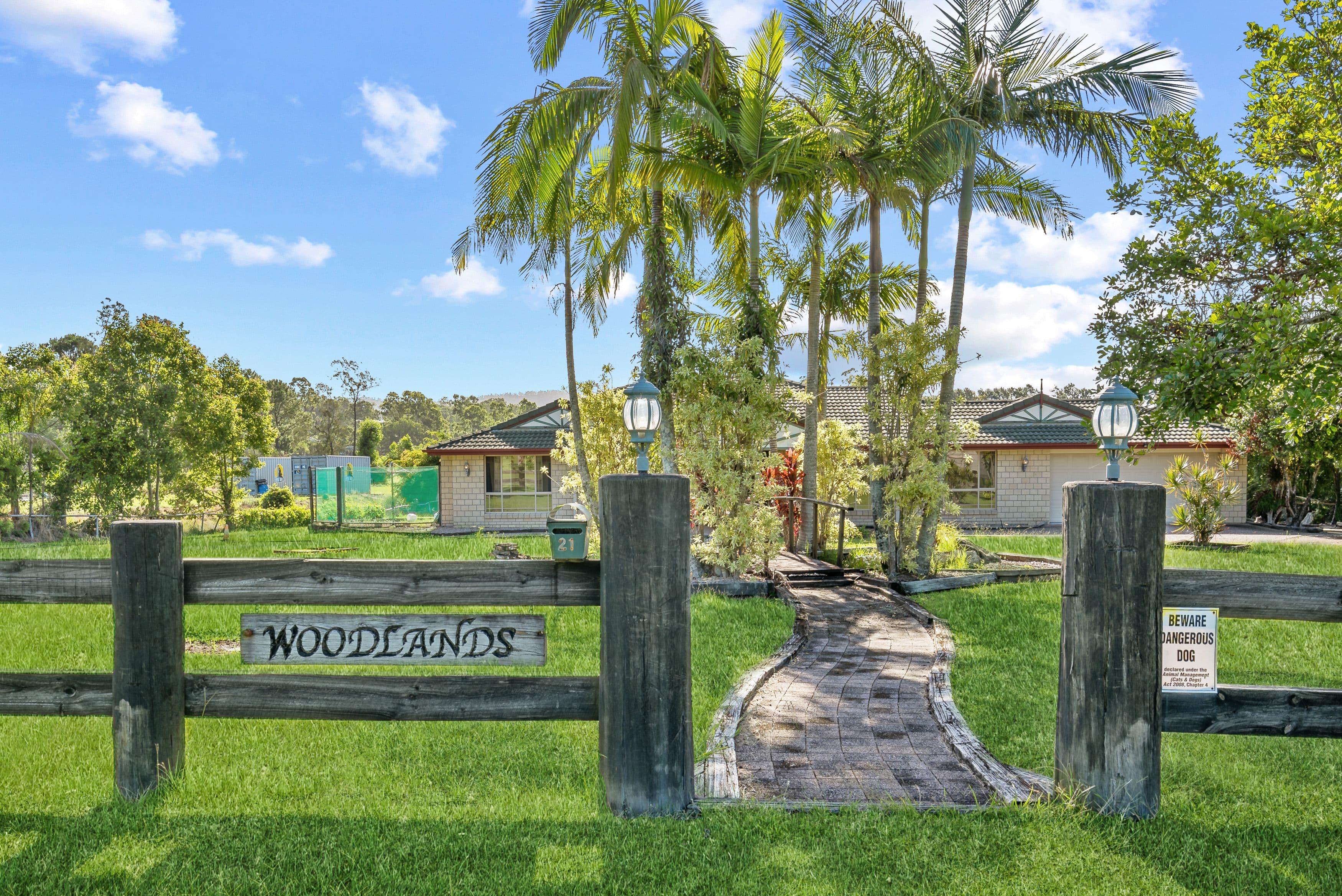 21 Oberon Way, Oxenford QLD 4210, Oxenford - Thumbnail 4