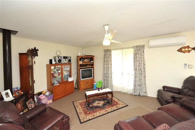 64 Glencoe Road, KINGSTHORPE QLD 4400, Kingsthorpe - Thumbnail 5