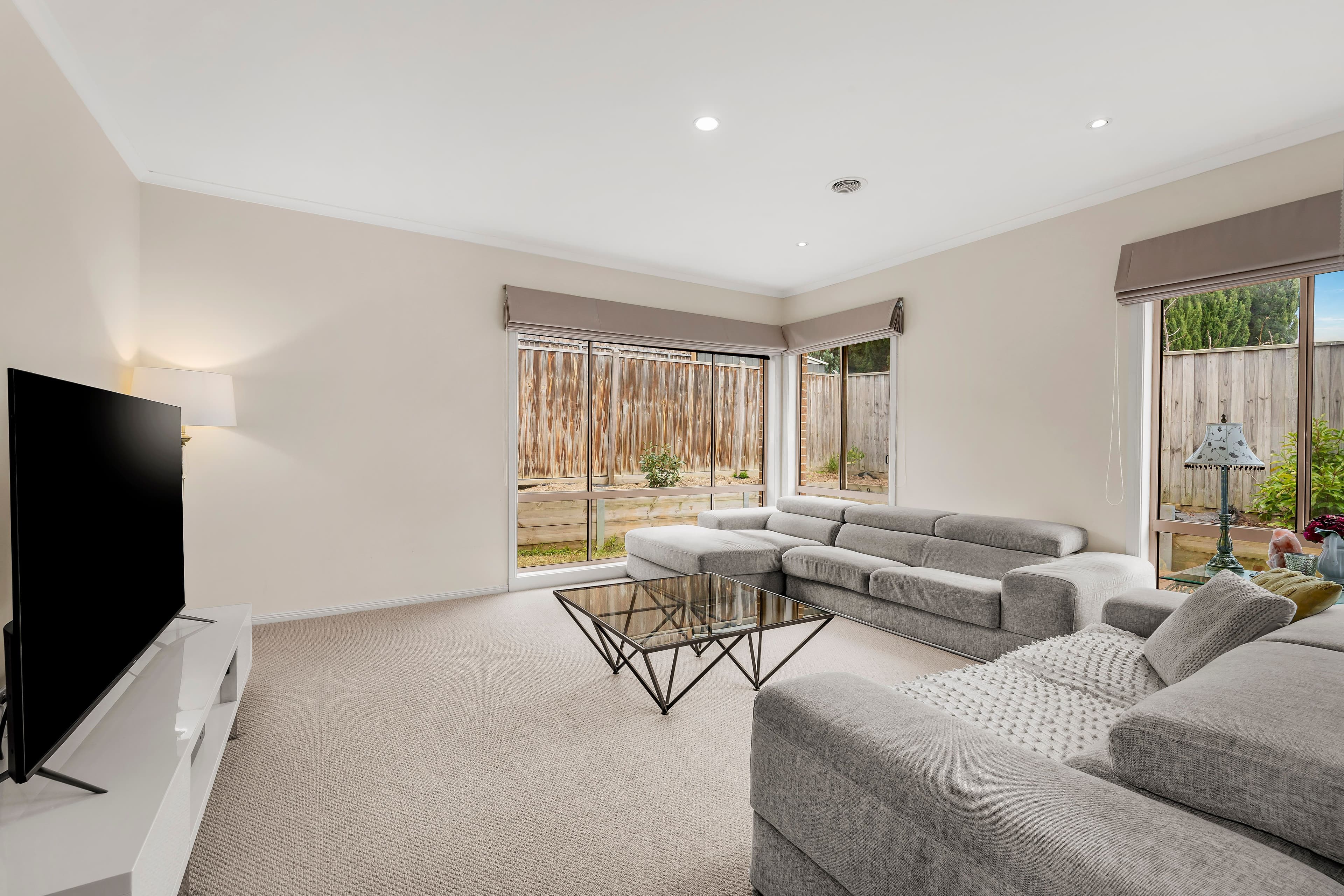 25 Vista Way, South Morang VIC 3752, South Morang - Thumbnail 6