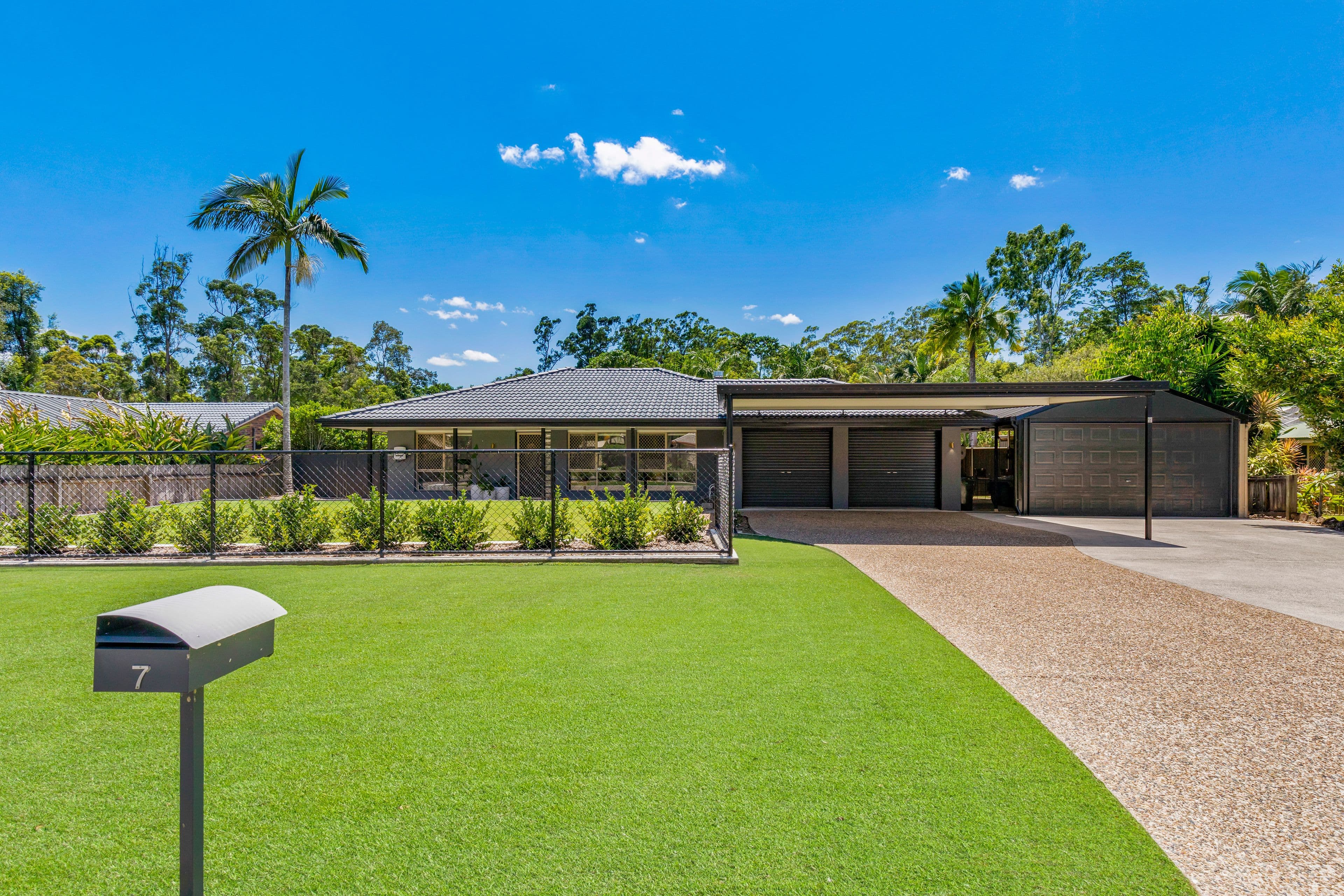 7 Sidney Drive, Beerwah QLD 4519, Beerwah - Thumbnail 2