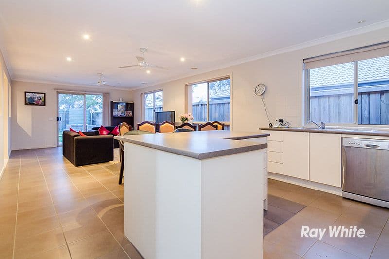 52 Silverwattle Drive, Lyndhurst VIC 3975, Lyndhurst - Thumbnail 3
