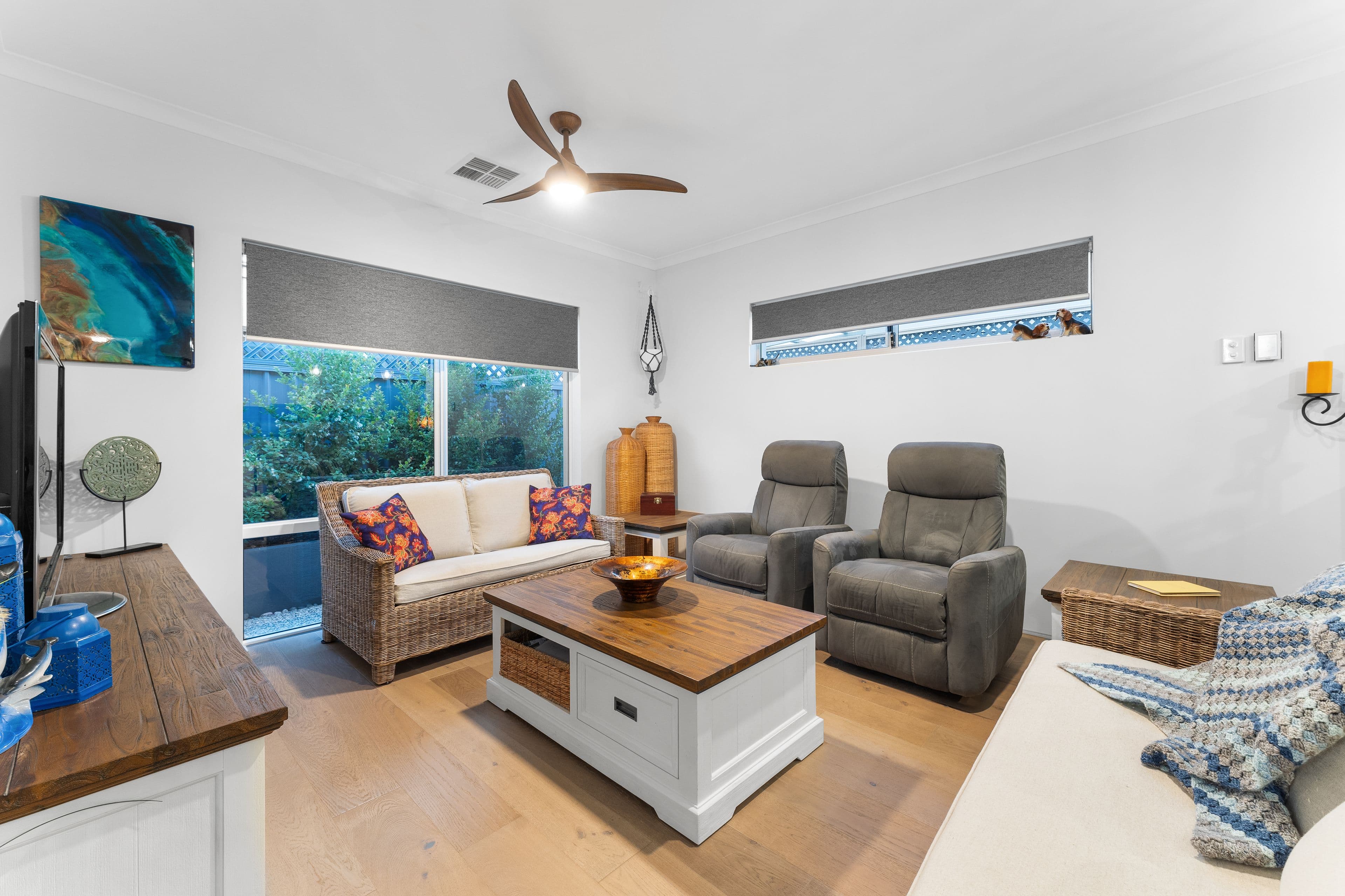 19 Malibu Road, Safety Bay WA 6169, Safety Bay - Thumbnail 2