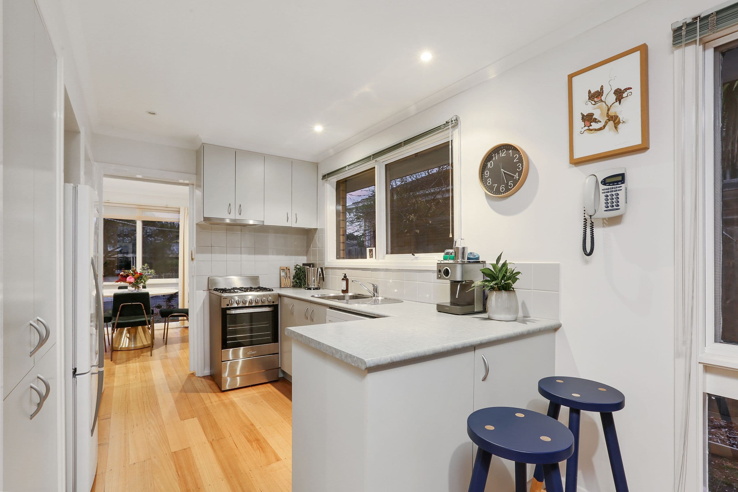 30 Elliott Avenue, Highton VIC 3216, Highton - Thumbnail 7