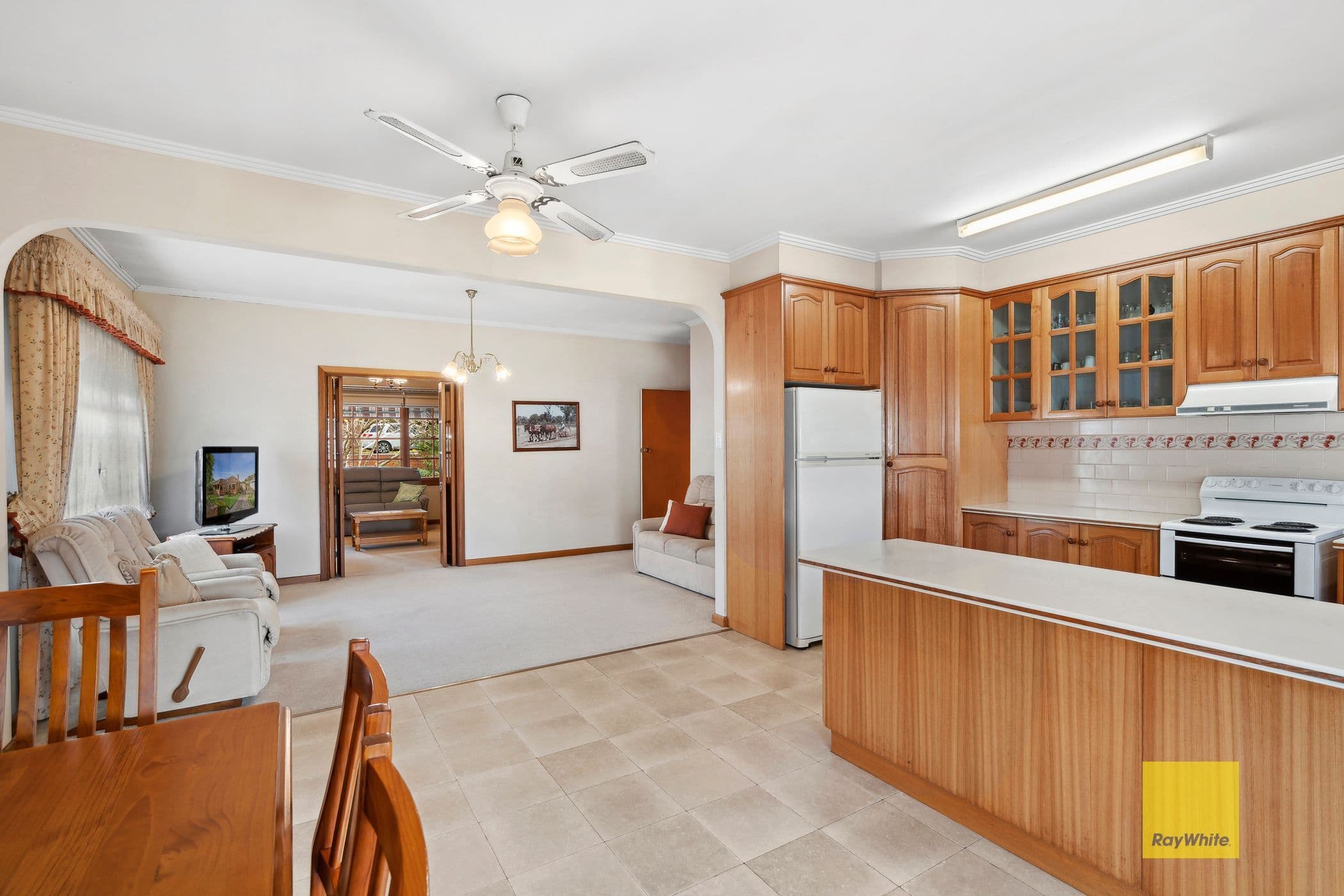27 South Valley Road, Highton VIC 3216, Highton - Thumbnail 4
