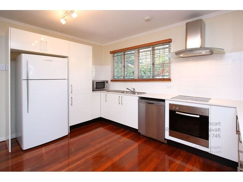 90 Lumley Street, UPPER MOUNT GRAVATT QLD 4122, Upper Mount Gravatt - Thumbnail 4