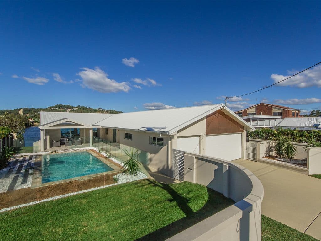 18 Jabiru Avenue, Burleigh Waters QLD 4220, Burleigh Waters - Thumbnail 3