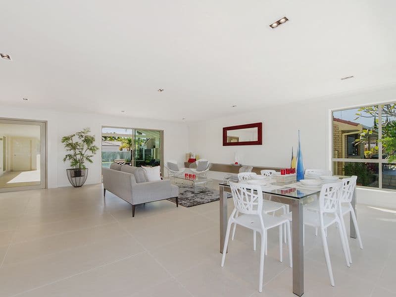 18 Jabiru Avenue, Burleigh Waters QLD 4220, Burleigh Waters - Thumbnail 6