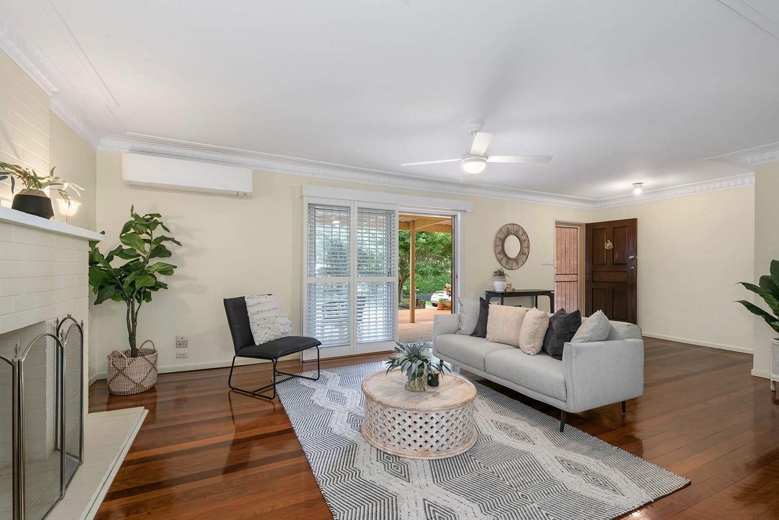 33 Larool Street, Kenmore QLD 4069, Kenmore - Thumbnail 3