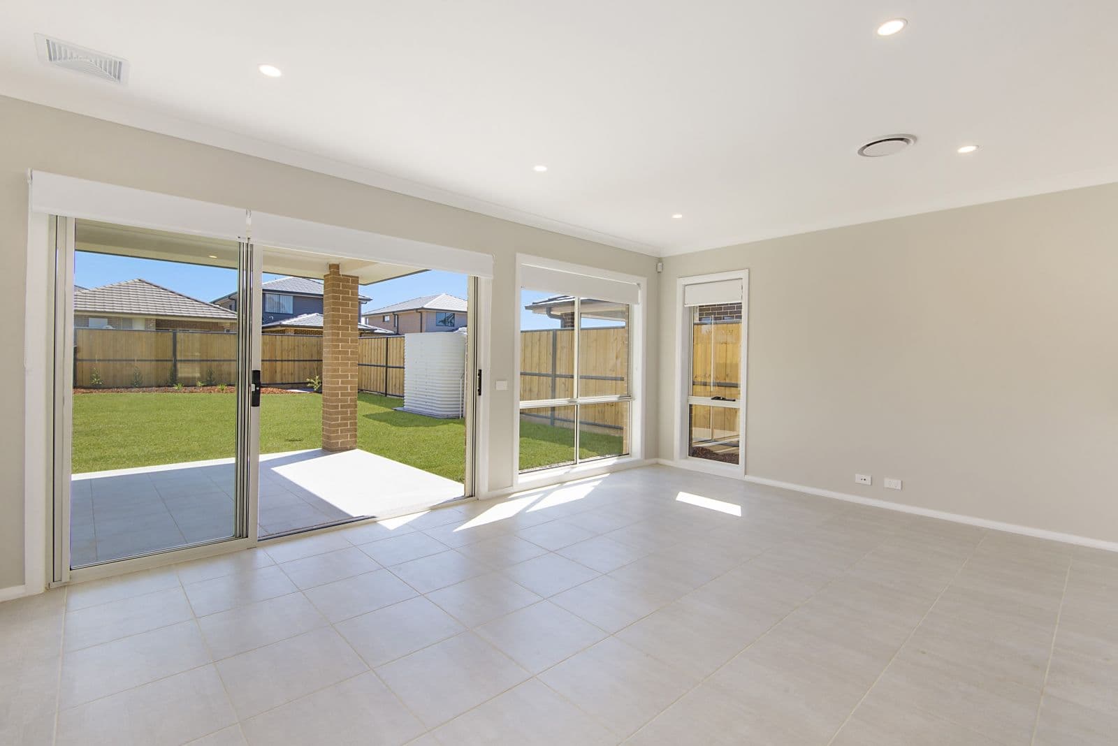 55 Nazarene Crescent, Schofields - Thumbnail 3