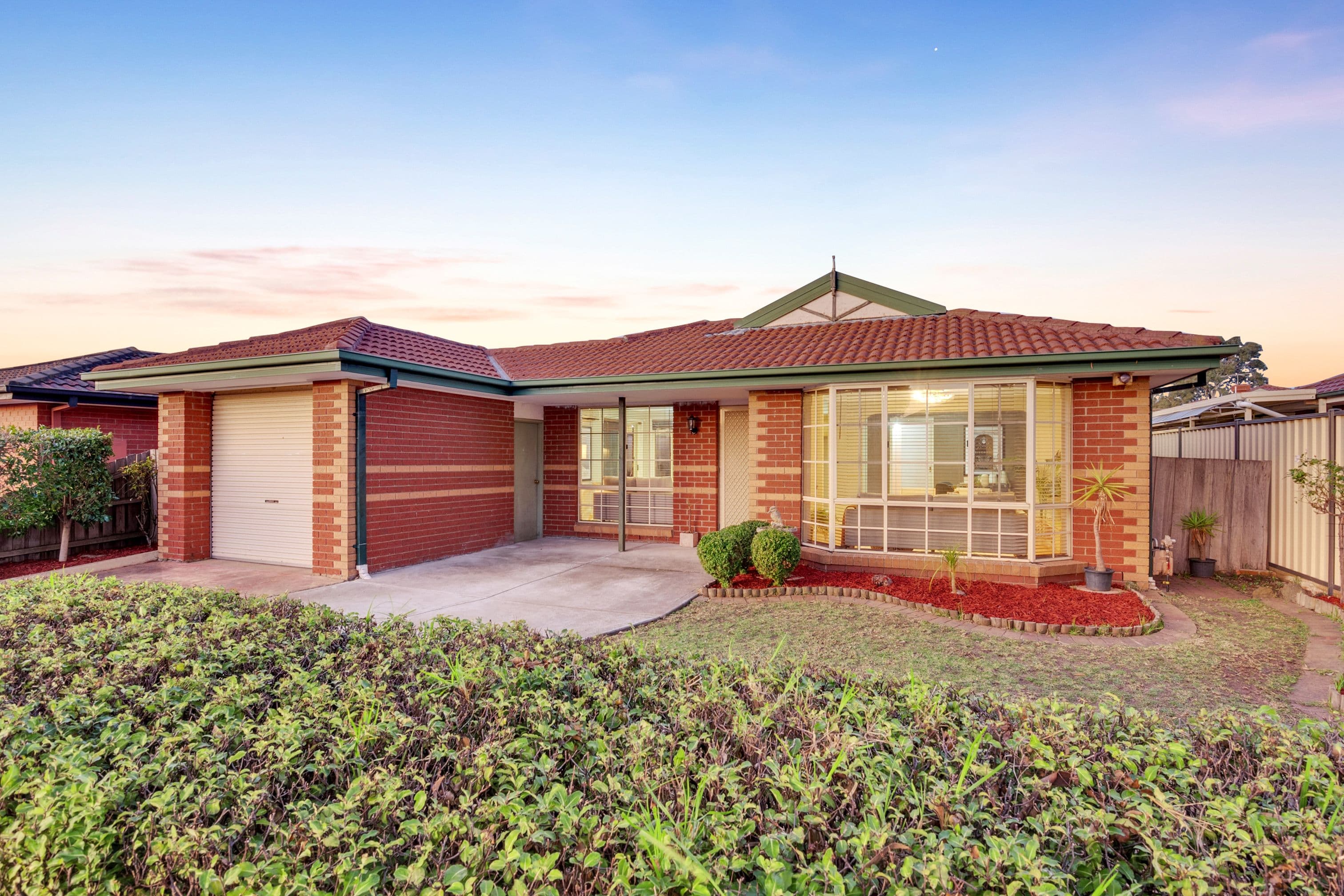 60 Rossiter Avenue, Roxburgh Park VIC 3064, Roxburgh Park - Thumbnail 2