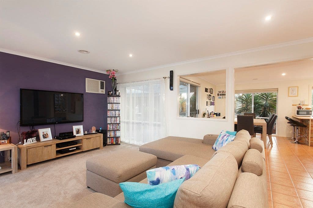 11 Orsett Court, Carrum Downs VIC 3201, Carrum Downs - Thumbnail 2