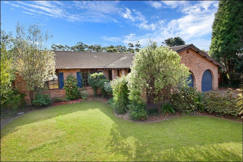 33 Lisa Crescent, CASTLE HILL NSW 2154, Castle Hill - Image 1