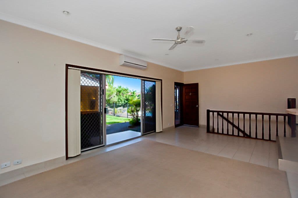 107 Sunshine Boulevard, MERMAID WATERS QLD 4218, Mermaid Waters - Thumbnail 7