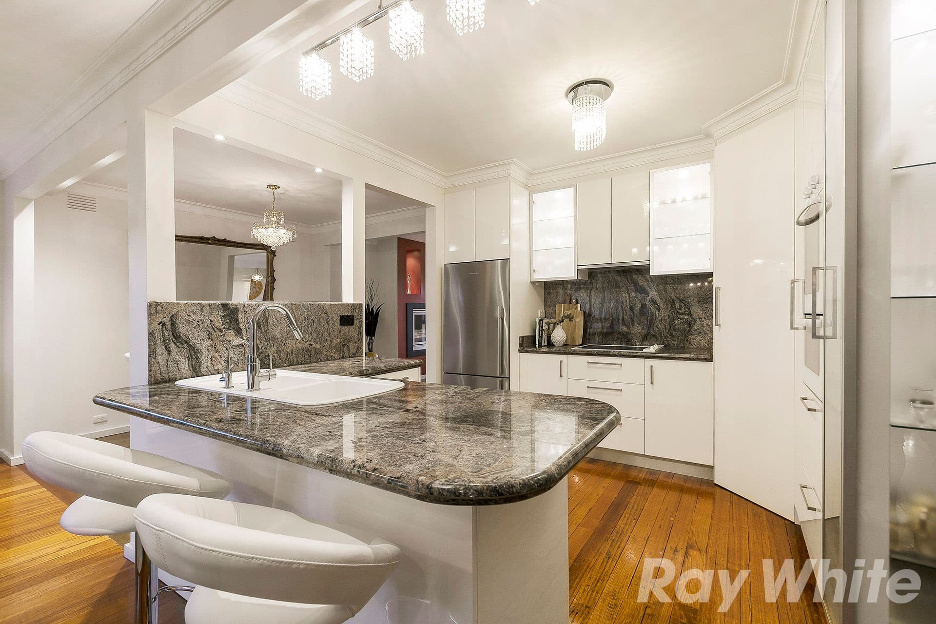 46 Snowdon Drive, Cheltenham VIC 3192, Cheltenham - Thumbnail 5