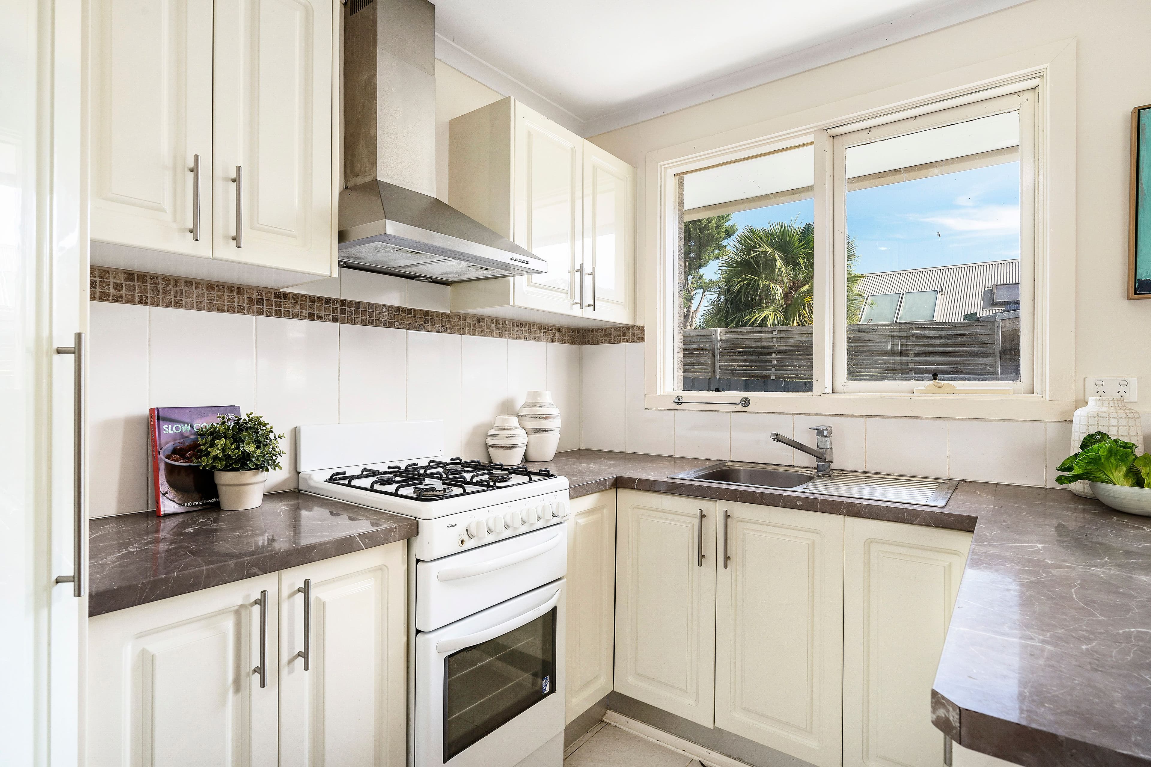 50 Drummond Street, Chadstone VIC 3148, Chadstone - Thumbnail 6